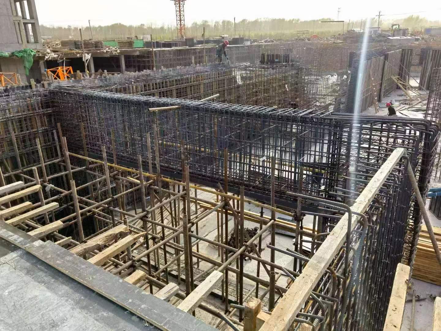 青县建筑基础筏板施工时混凝土有哪些常见问题?